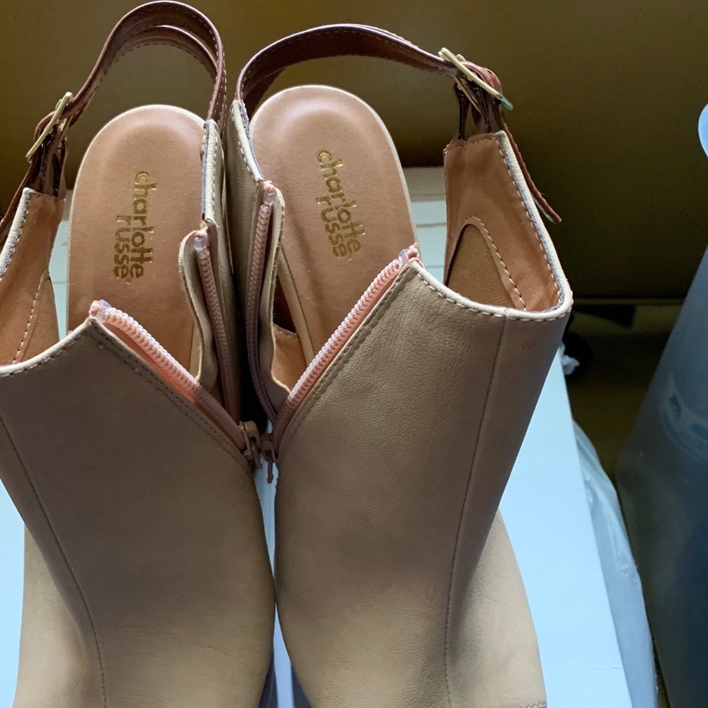 Wedge heel beige